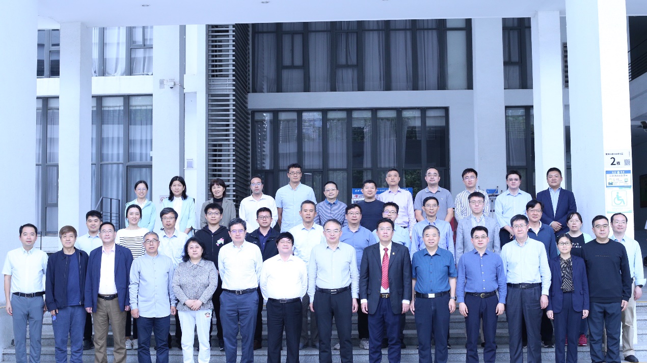 爱情岛论坛
举办粤港澳（国家）应用数学中心深圳分中心2023学术年会